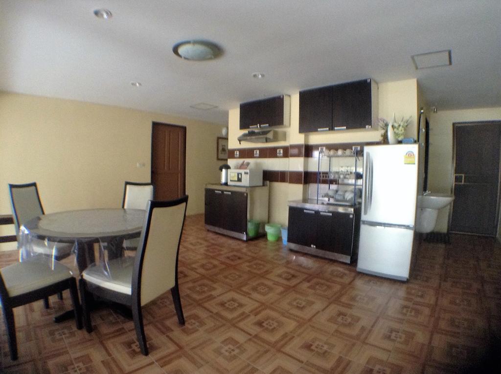 Sweet Honey Pranburi Hotel Сам Рой Йот Екстериор снимка