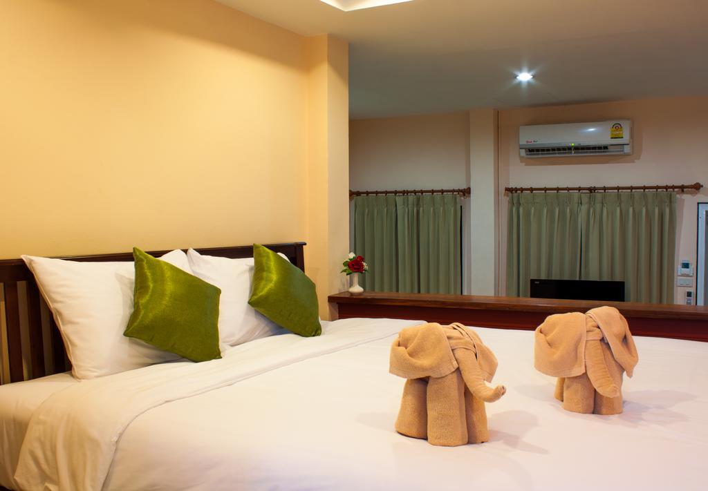 Sweet Honey Pranburi Hotel Сам Рой Йот Екстериор снимка