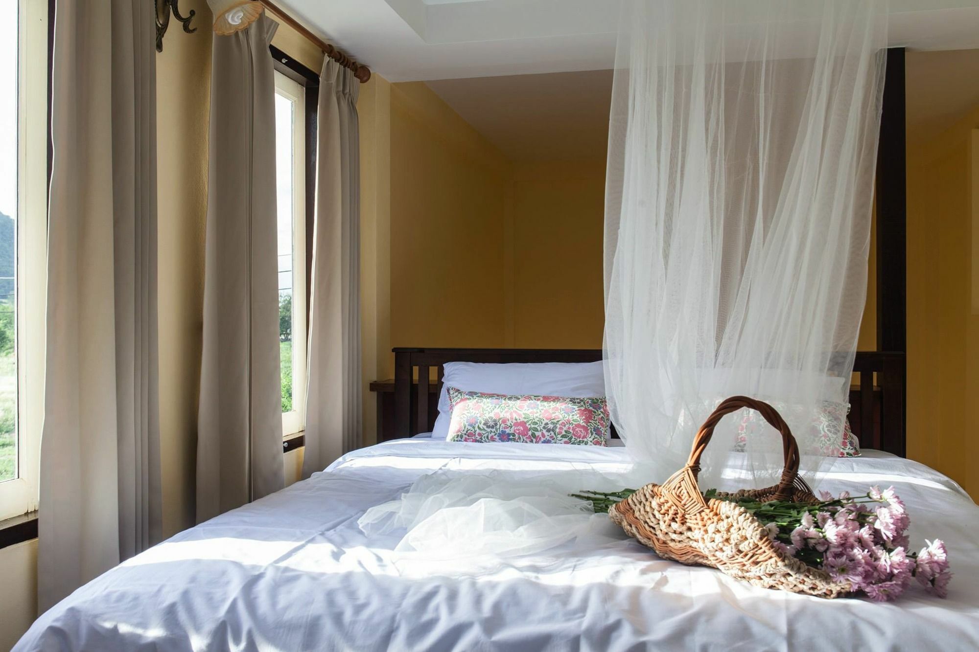 Sweet Honey Pranburi Hotel Сам Рой Йот Екстериор снимка
